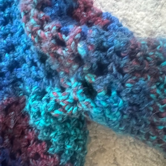 Handmade Boho Shrug-style Sweater - Picture 4 of 6